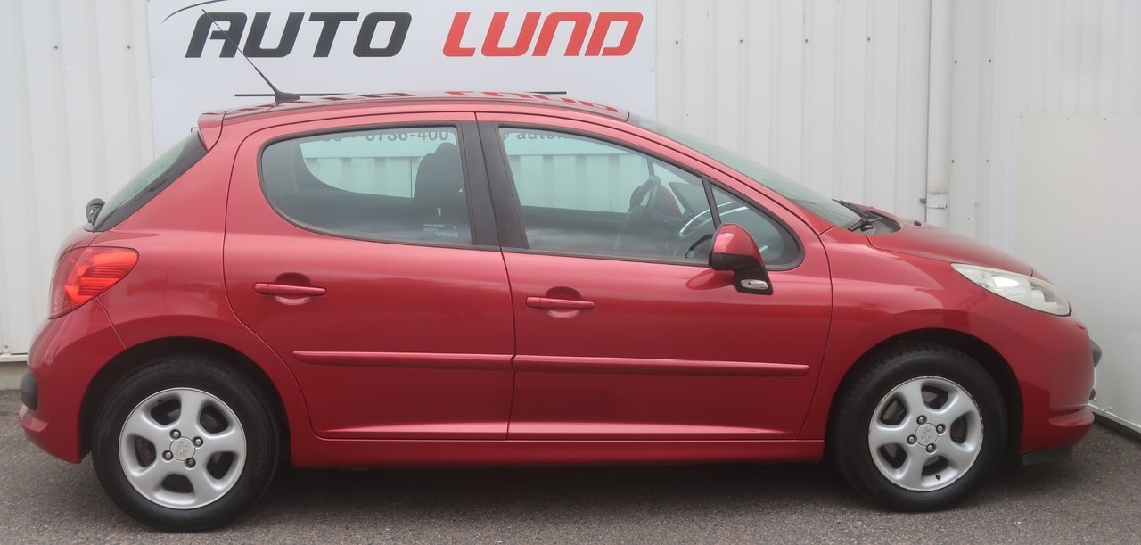 Peugeot 207 120 VTi 2008, photo 5/10