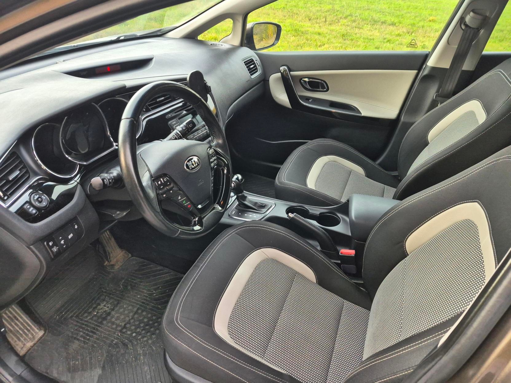 Kia Ceed 1.6 GDI 2016, bild 5/9