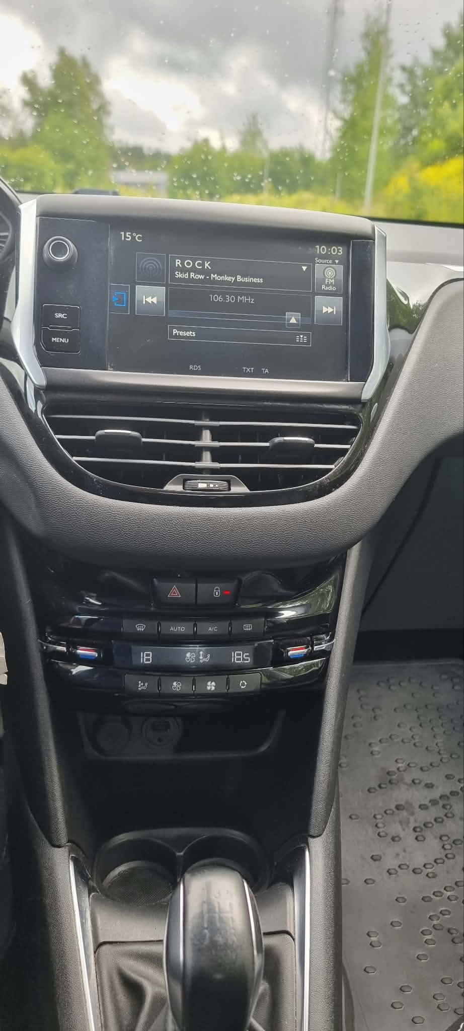Peugeot 208 2014, bild 6/8