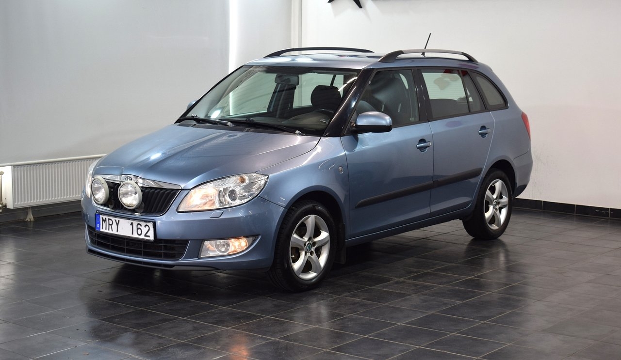 Skoda Fabia 1.2 TSI Elegance 2012, bild 3/10