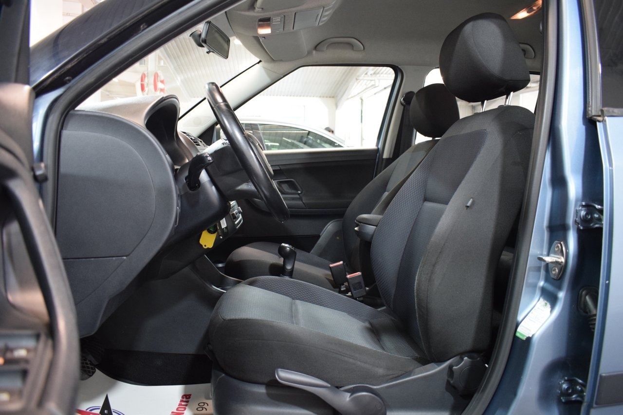 Skoda Fabia 1.2 TSI Elegance 2012, bild 7/10