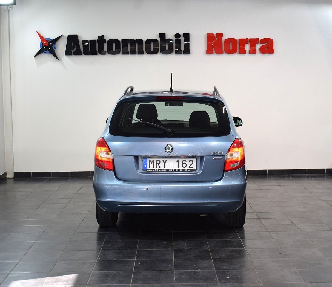 Skoda Fabia 1.2 TSI Elegance 2012, bild 4/10