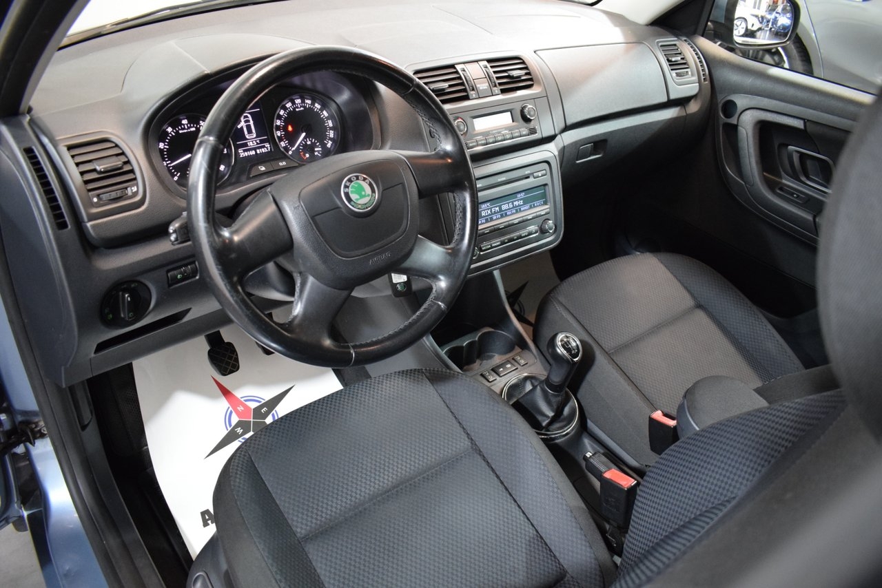 Skoda Fabia 1.2 TSI Elegance 2012, bild 6/10