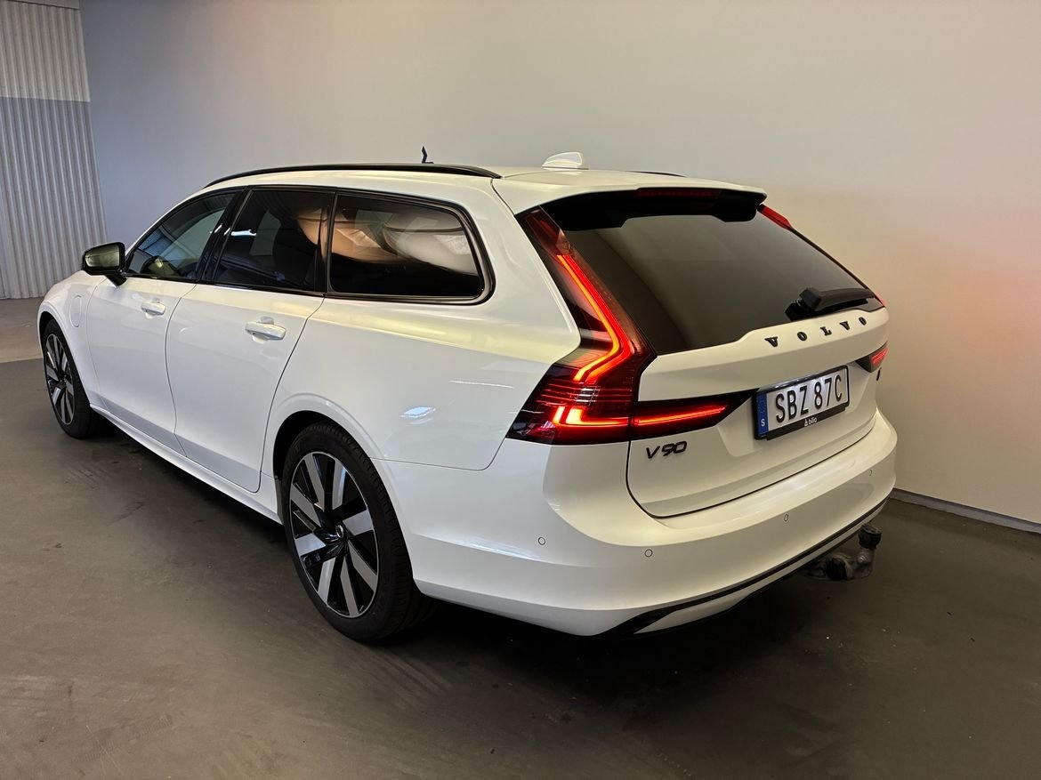 Volvo V90 T6 Plus Dark 2025, bild 6/10