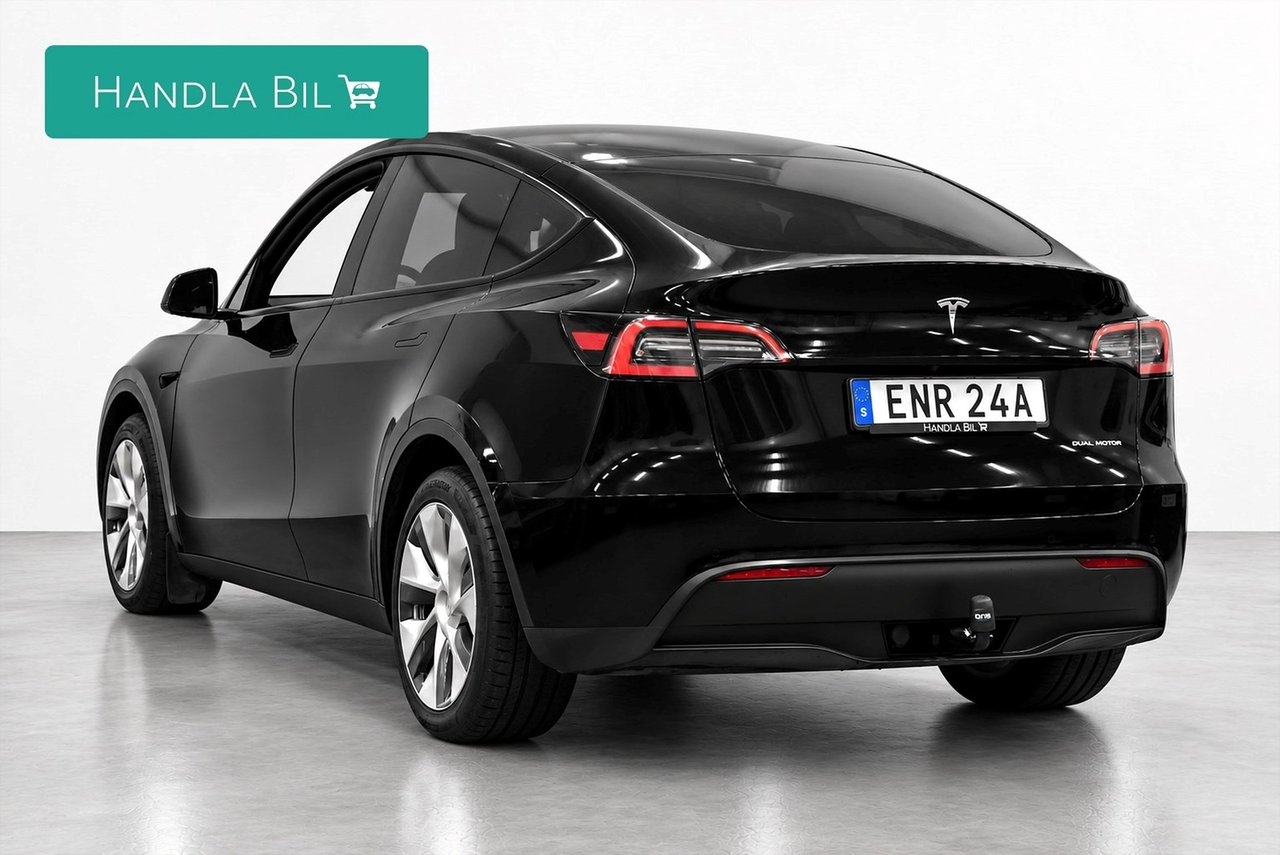 Tesla Model Y 2023, bild 7/10
