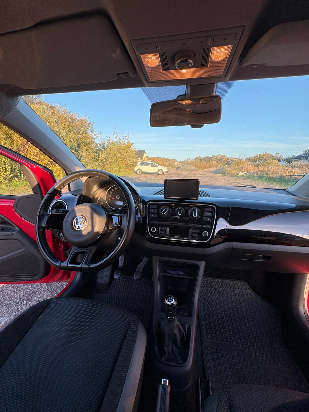 Volkswagen up! 1.0 2012, bild 4/9