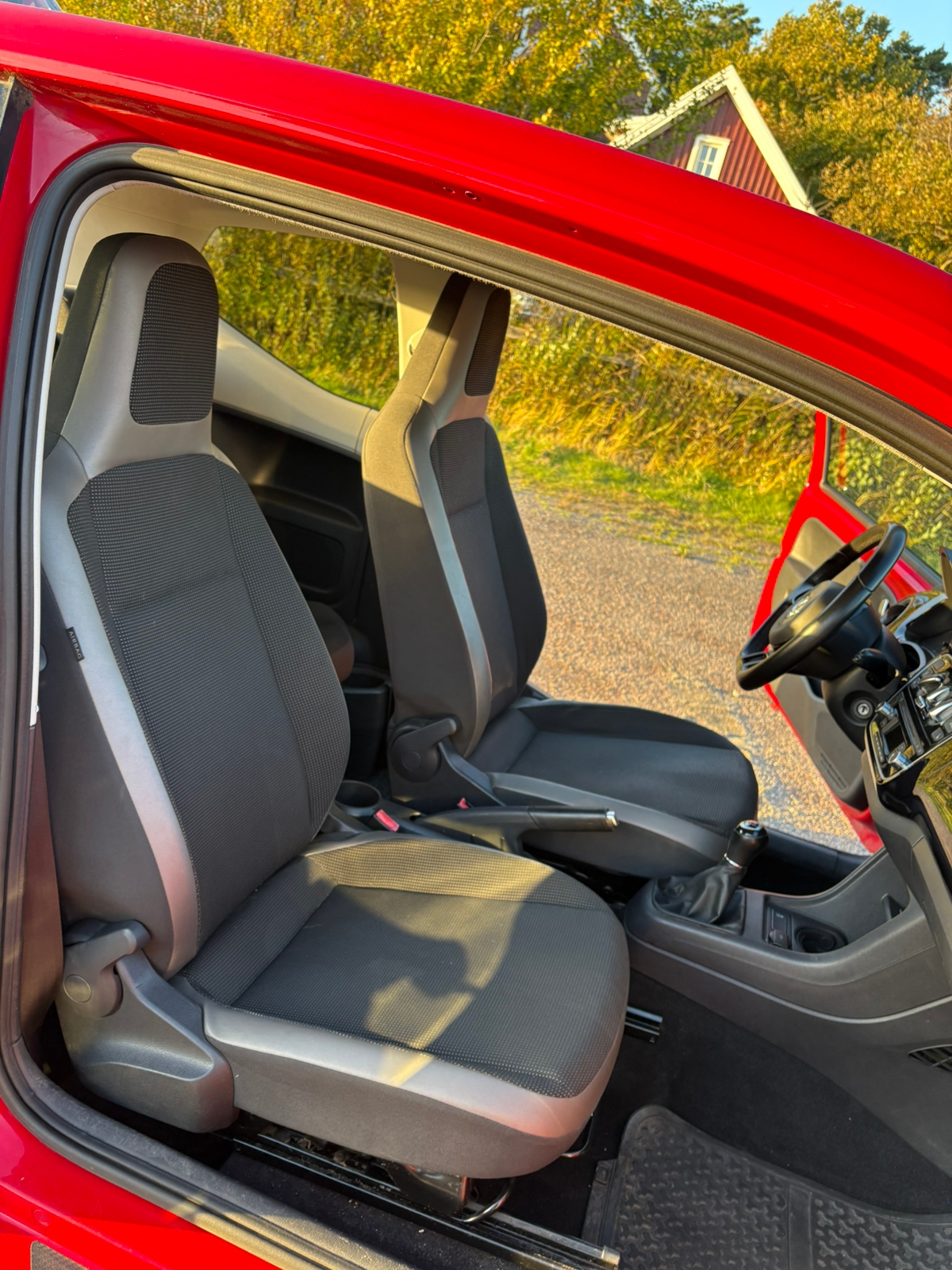 Volkswagen up! 1.0 2012, bild 5/9