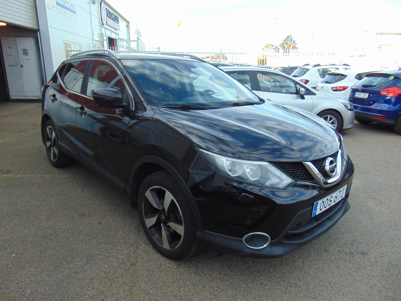 Nissan Qashqai 1.2 DIG-T N-CONNECTA 2017, kuva 3/10