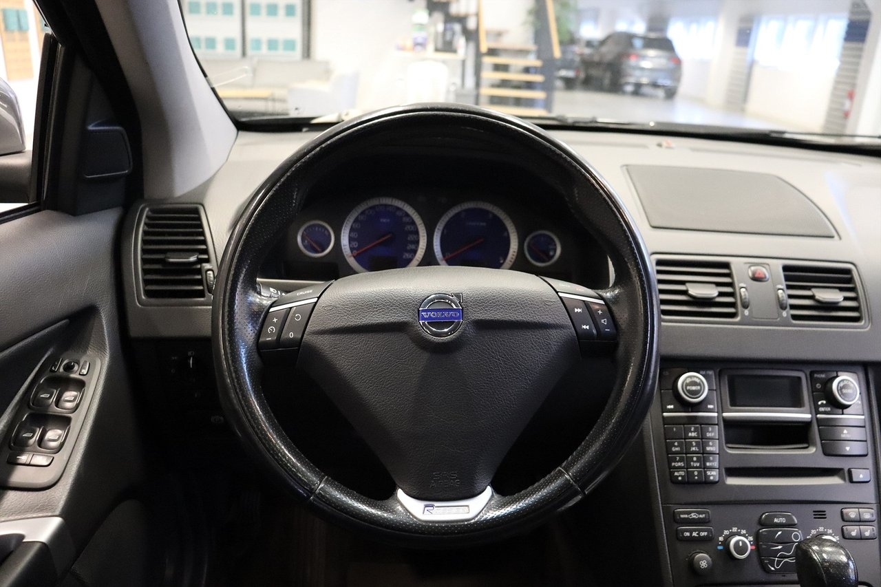 Volvo XC90 D5 R Design 2012, photo 7/10
