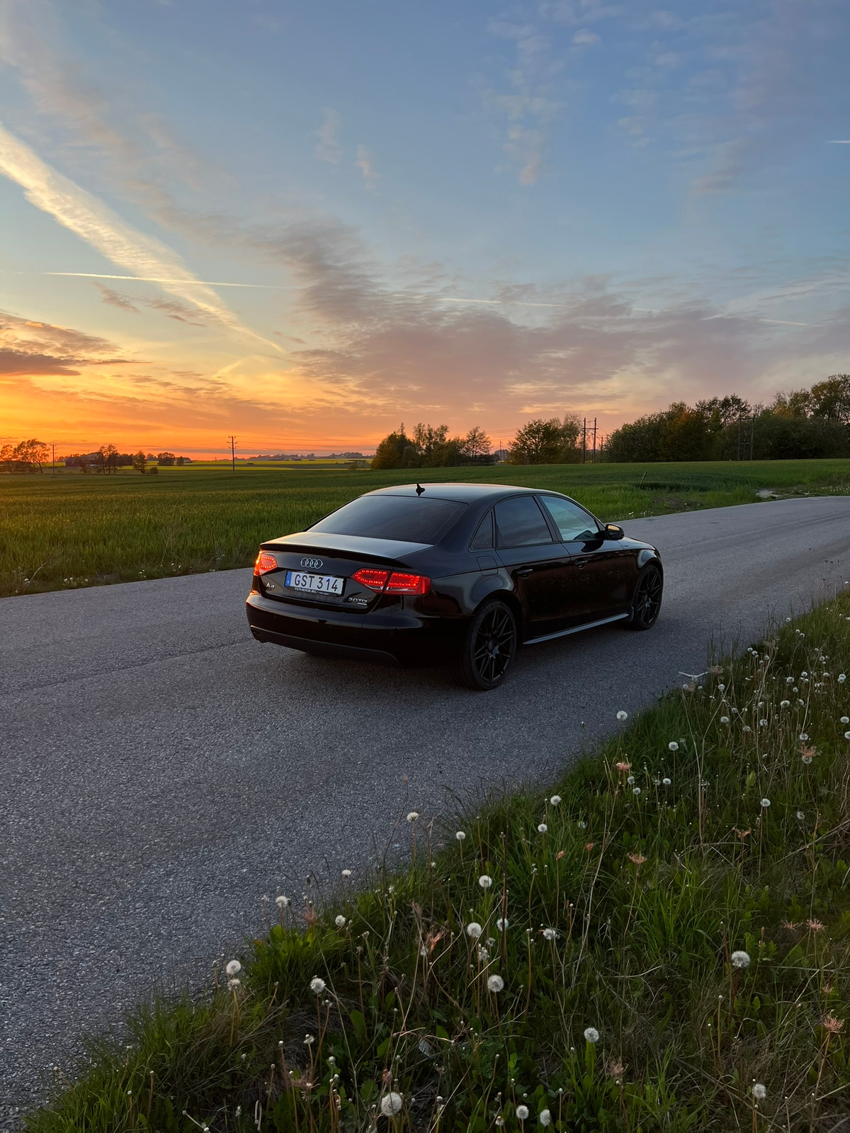 Audi A4 2.0 TDI 2010, bild 3/10