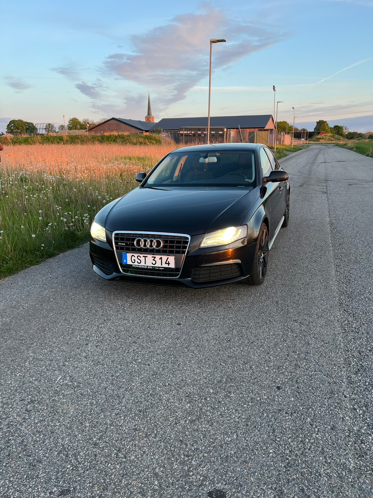 Audi A4 2.0 TDI 2010, bild 5/10