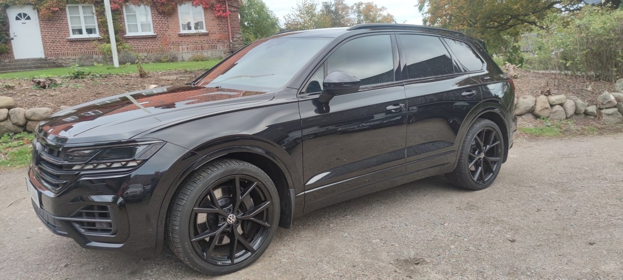 Volkswagen Touareg R