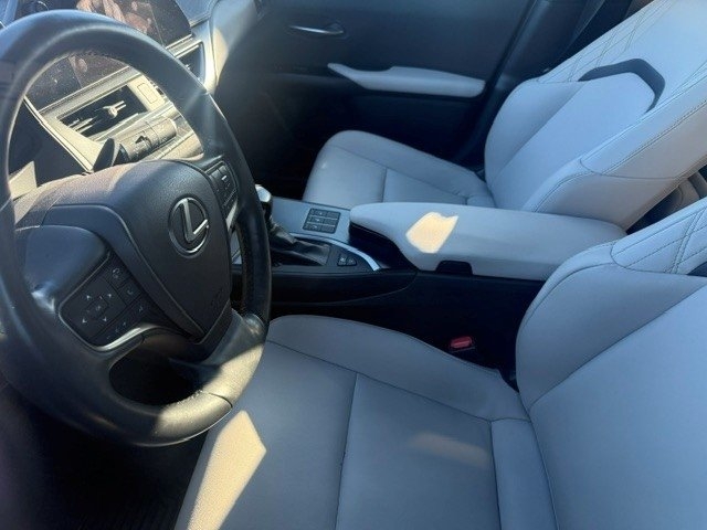Lexus UX 250h F Sport 2023, bild 3/3