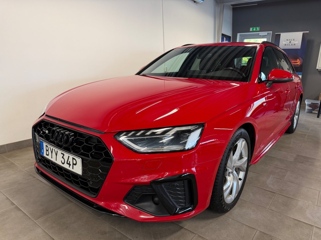 Audi A4 40 TDI S line 2020, bild 2/10