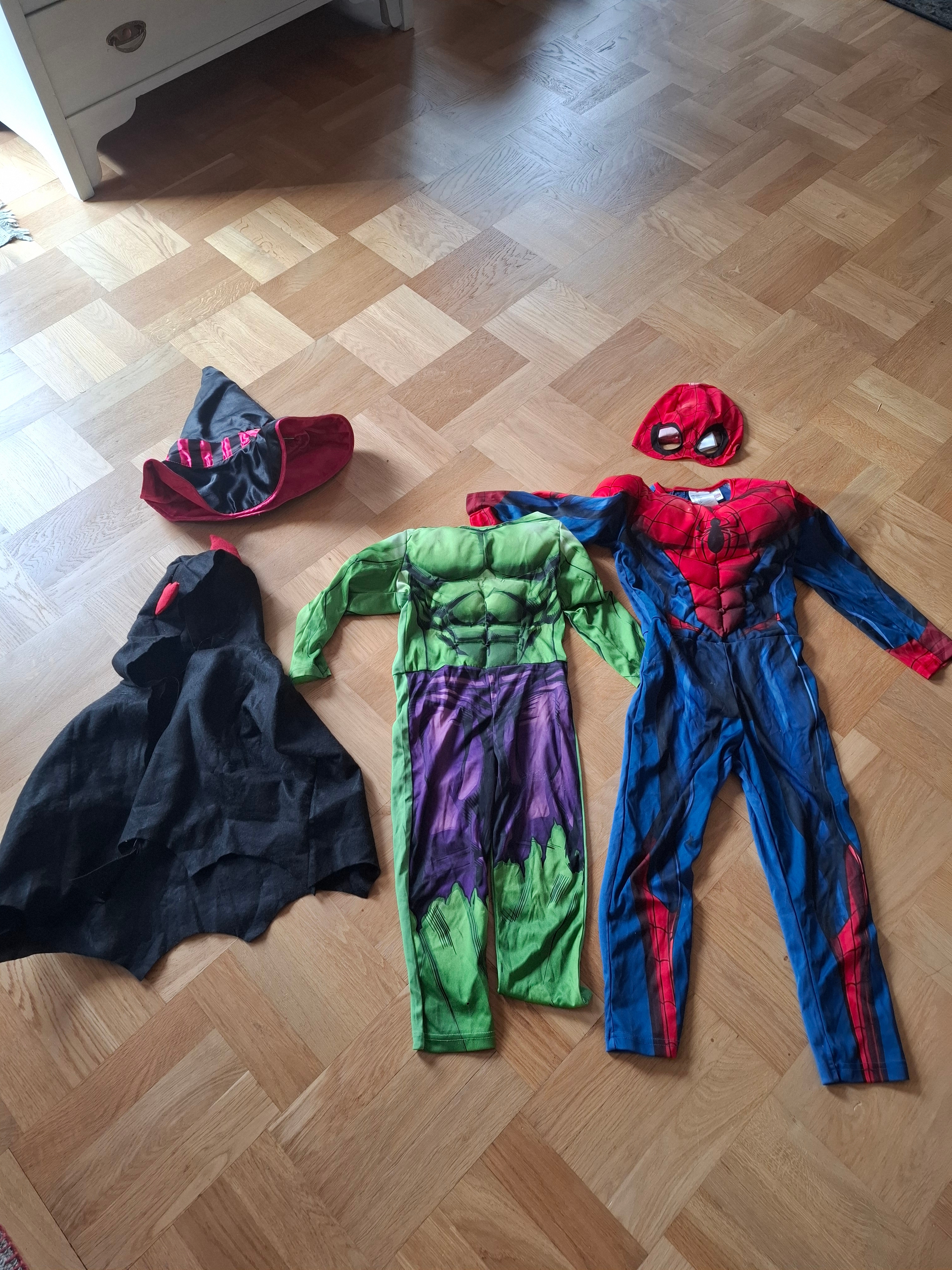Barnkläder halloween/maskerad