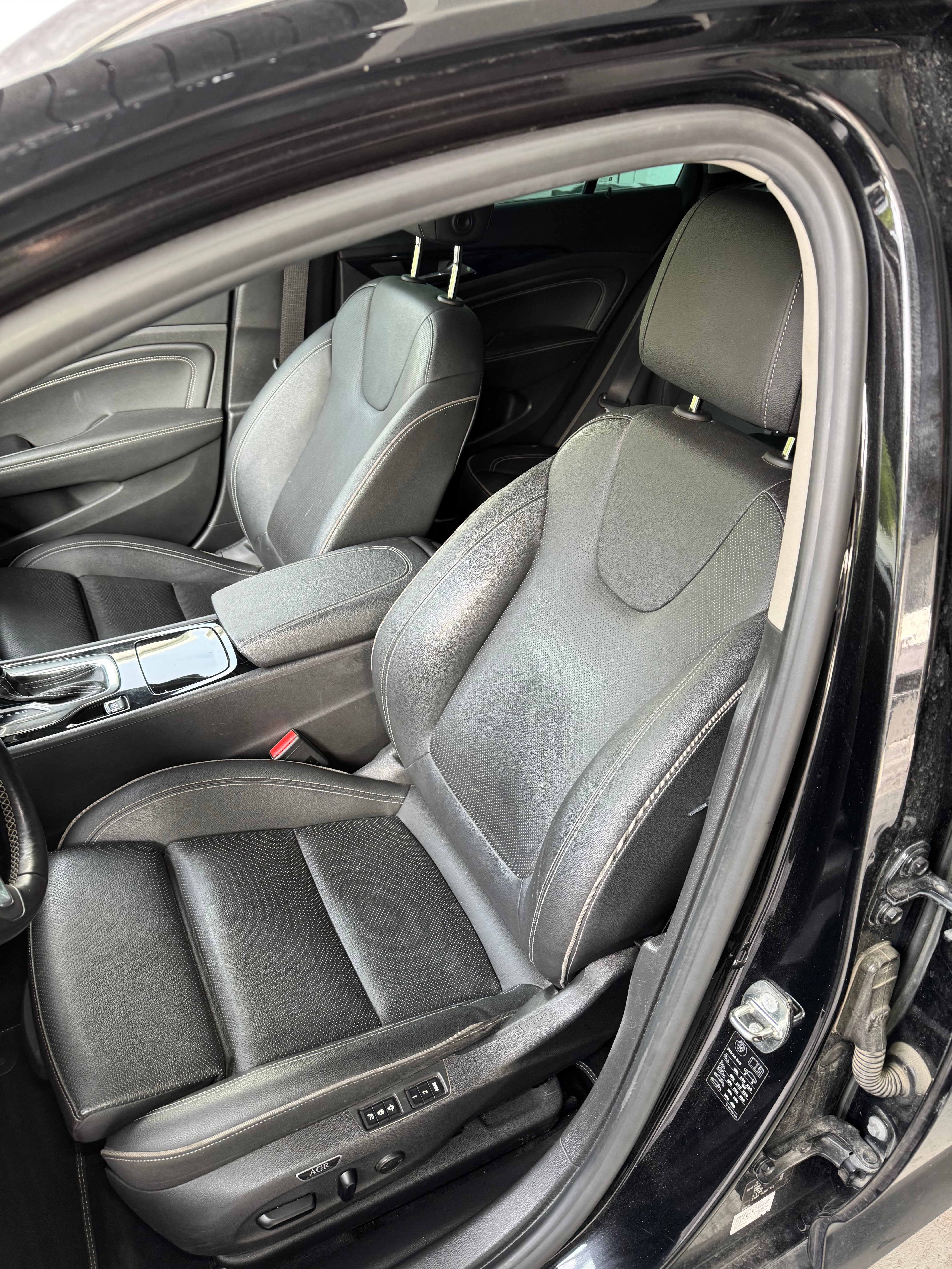 Opel Insignia Country Tourer 2.0 Turbo 2018, bild 4/8
