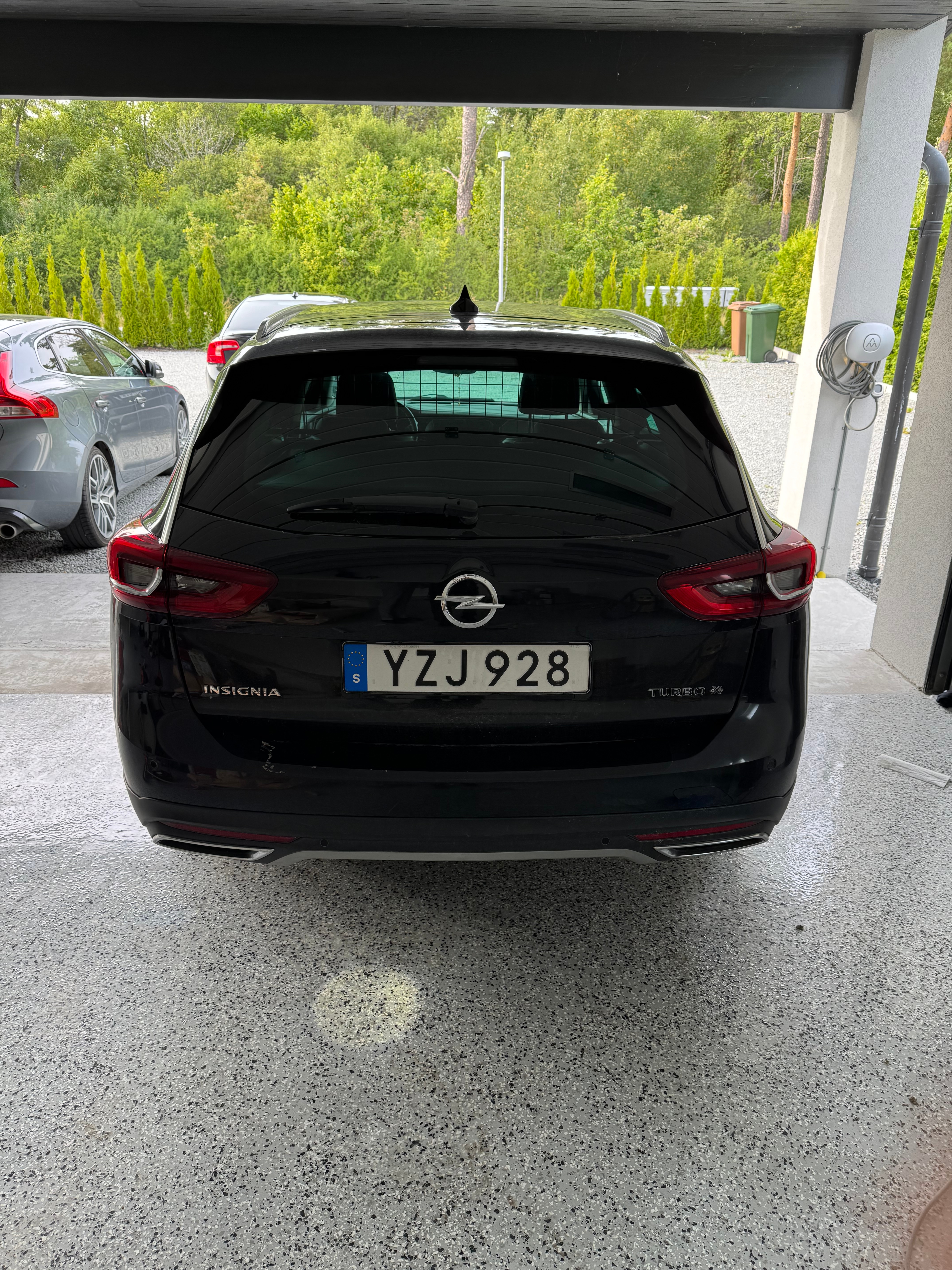 Opel Insignia Country Tourer 2.0 Turbo 2018, bild 3/8