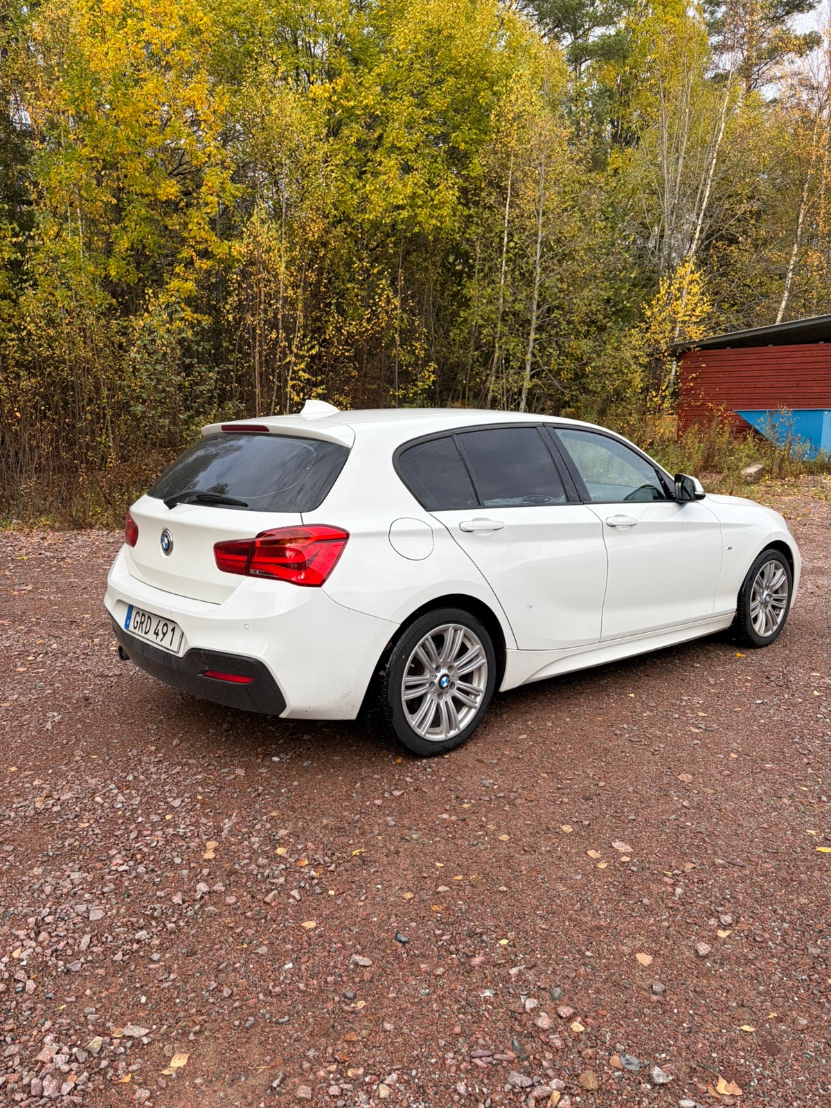 BMW 116d 2016, bild 2/3