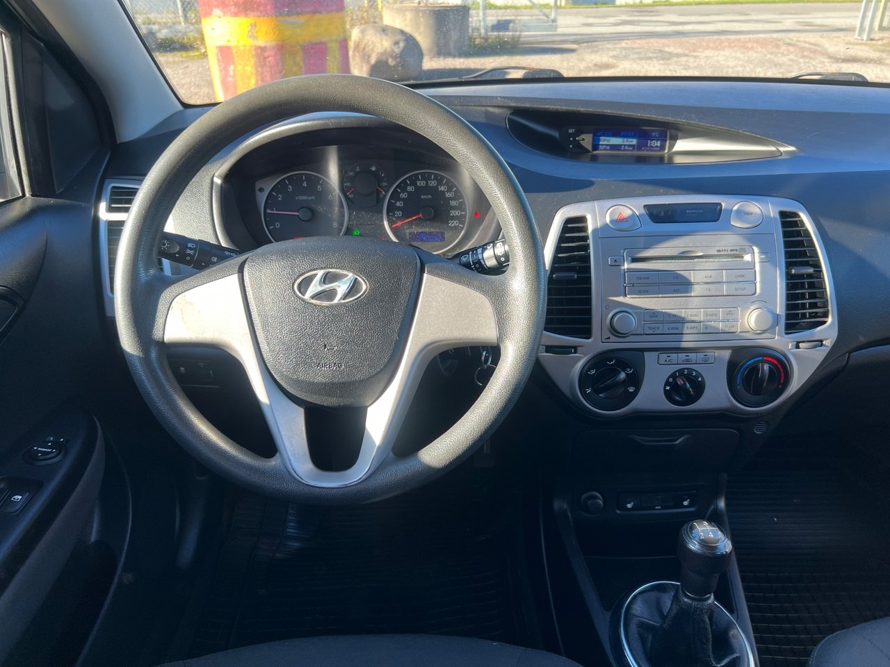 Hyundai i20 1.2 2011, bild 7/10