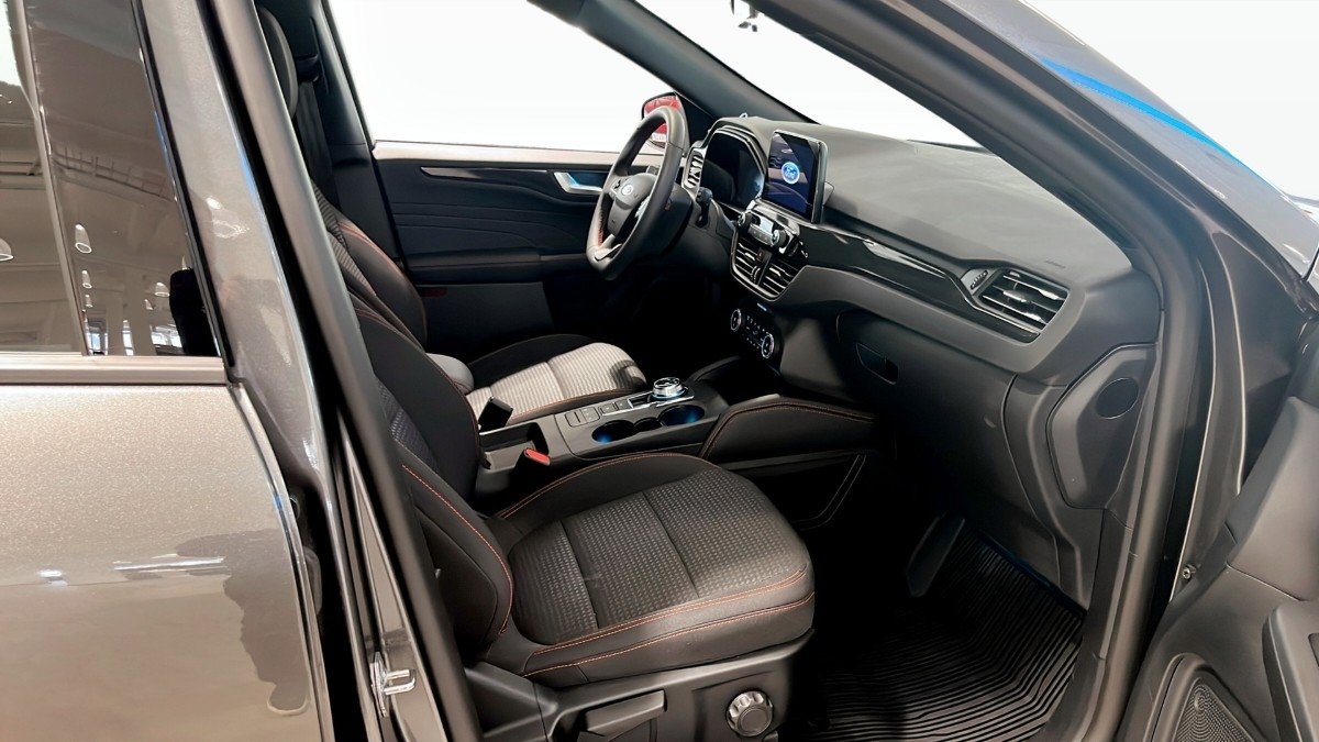 Ford Kuga 2.5 Plugin-Hybrid ST-Line 2024, bild 3/10