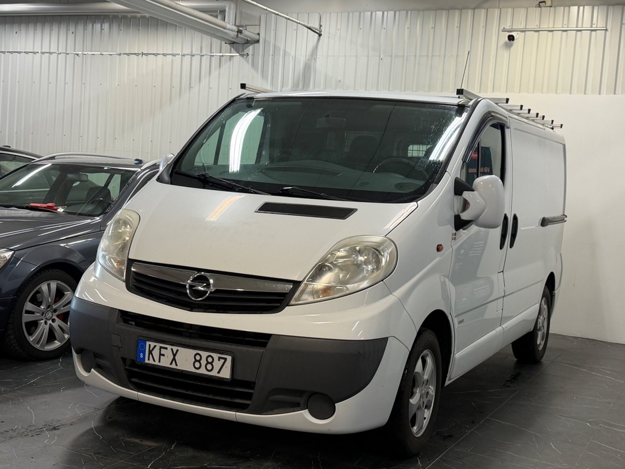 Opel Vivaro 2.0 CDTI DPF 2013, bild 2/10