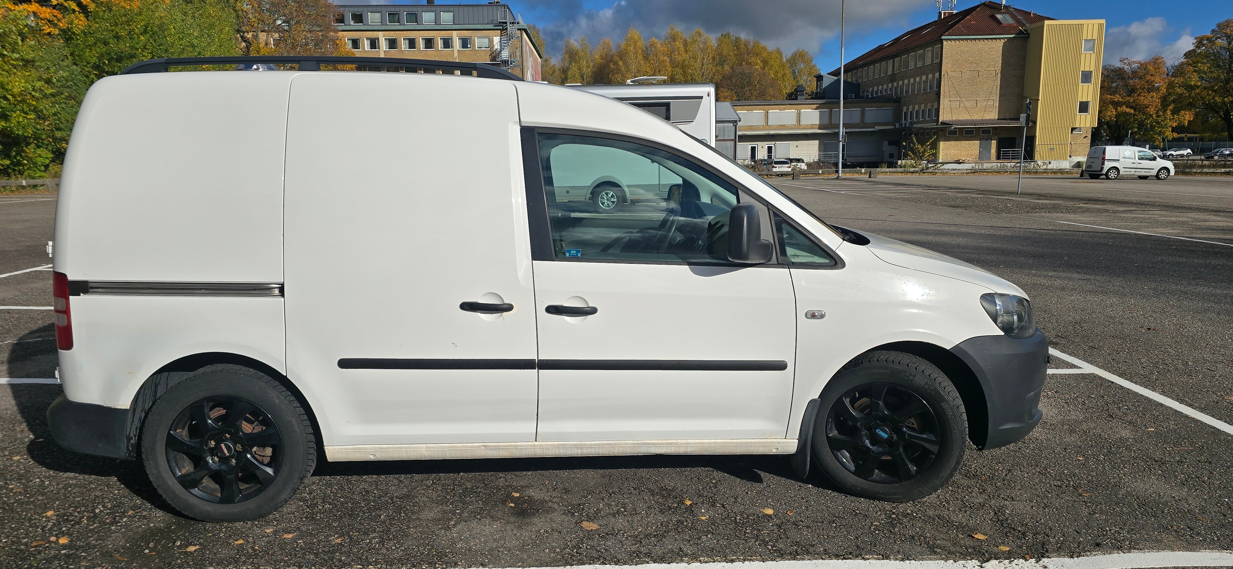 Volkswagen Caddy 1.6 TDI 2012, bild 4/10