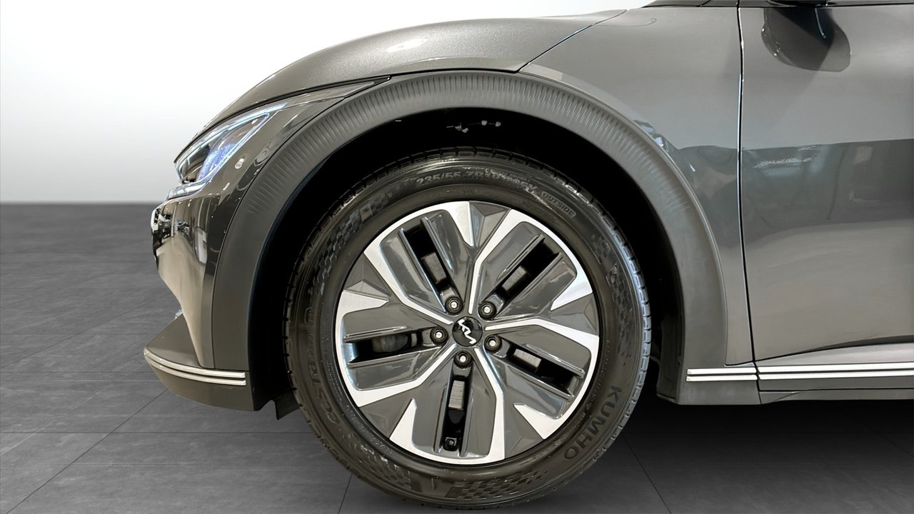 Kia EV6 2021, bild 9/10