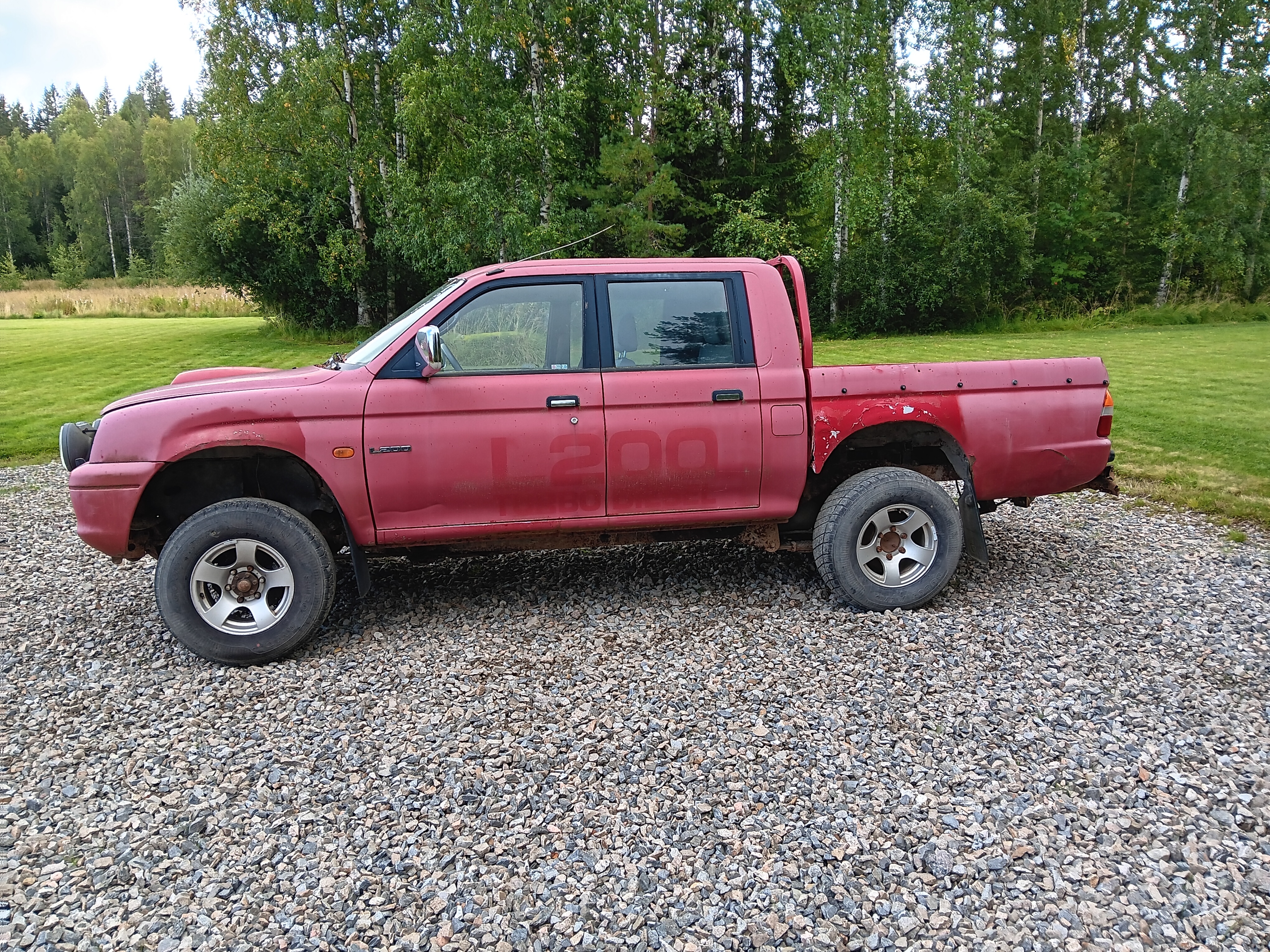 Mitsubishi L200 2.5 TD 1997, bild 2/10