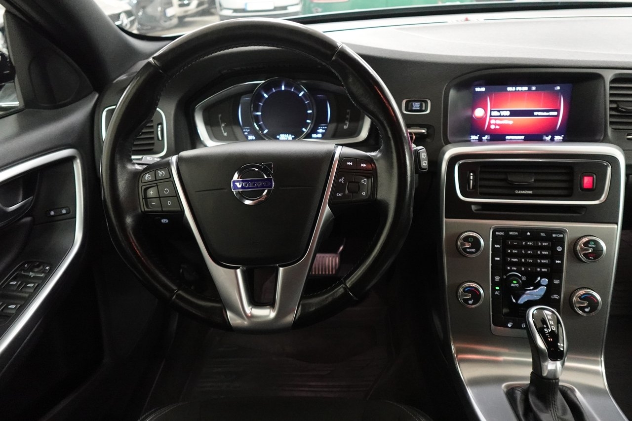 Volvo V60 Cross Country D4 Plus Classic 2018, bild 7/10