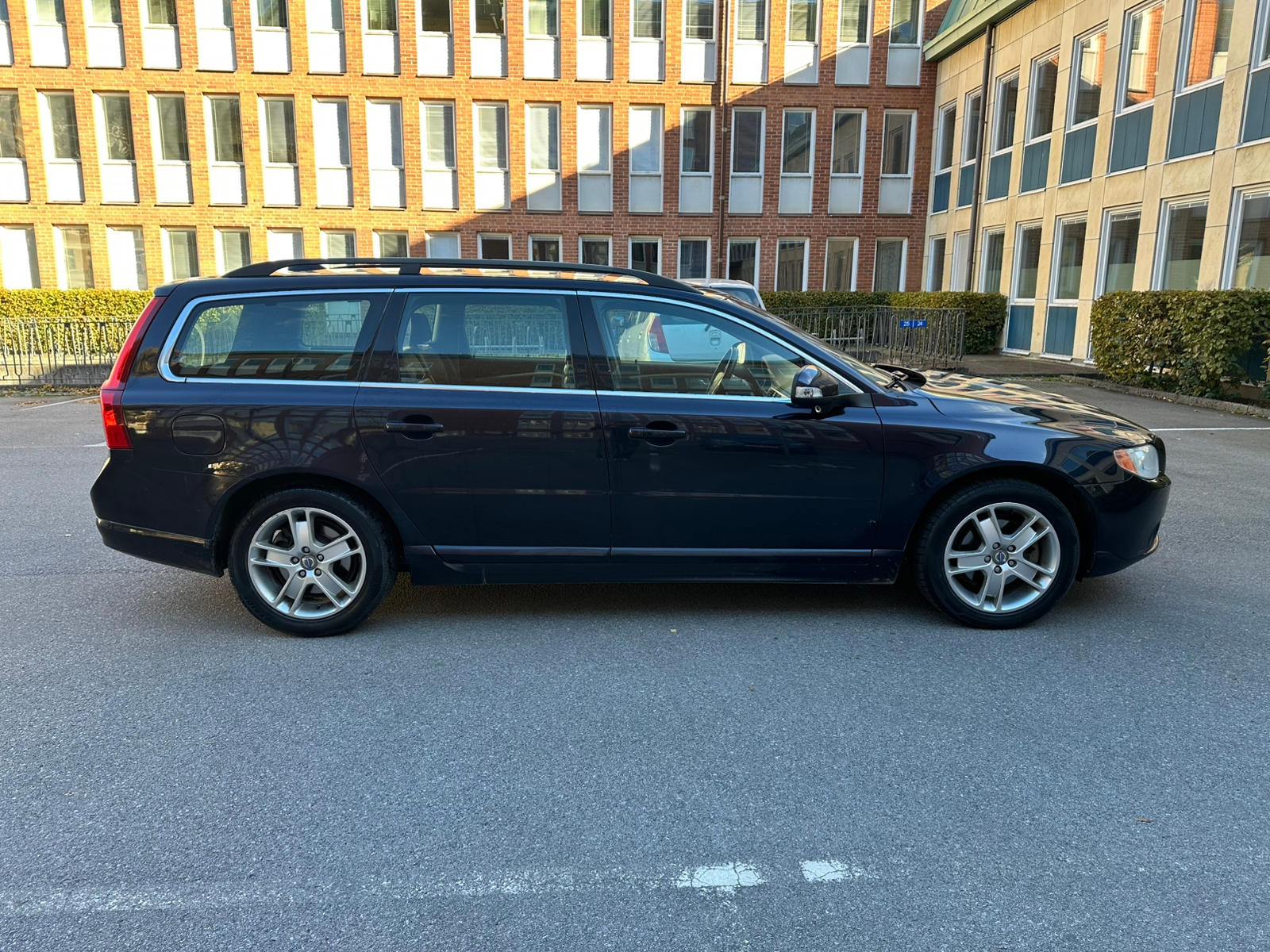 Volvo V70 D3 Momentum 2011, bild 5/8