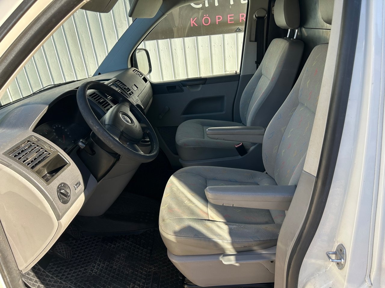 Volkswagen Transporter 1.9 TDI DPF 2008, bild 5/6