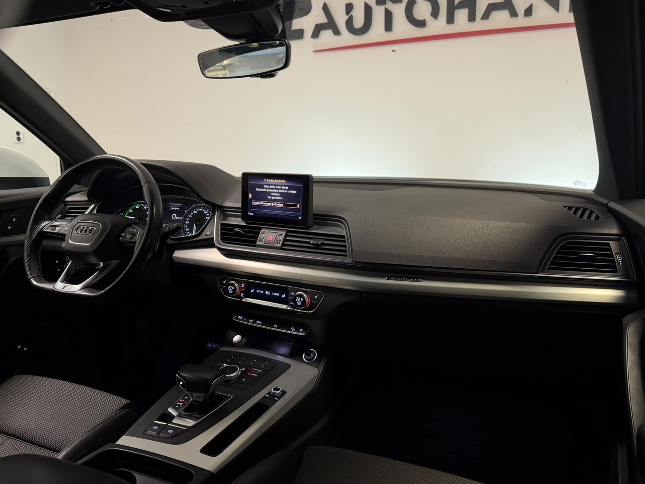 Audi Q5 55 TFSI e 2020, kuva 9/10