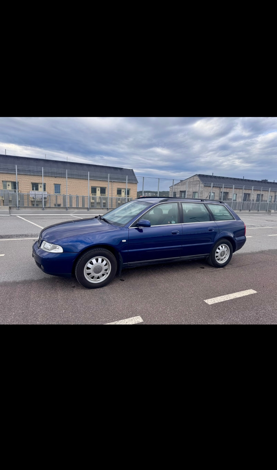 Audi A4 2.4 1999, bild 4/4