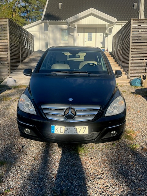 Mercedes-Benz B