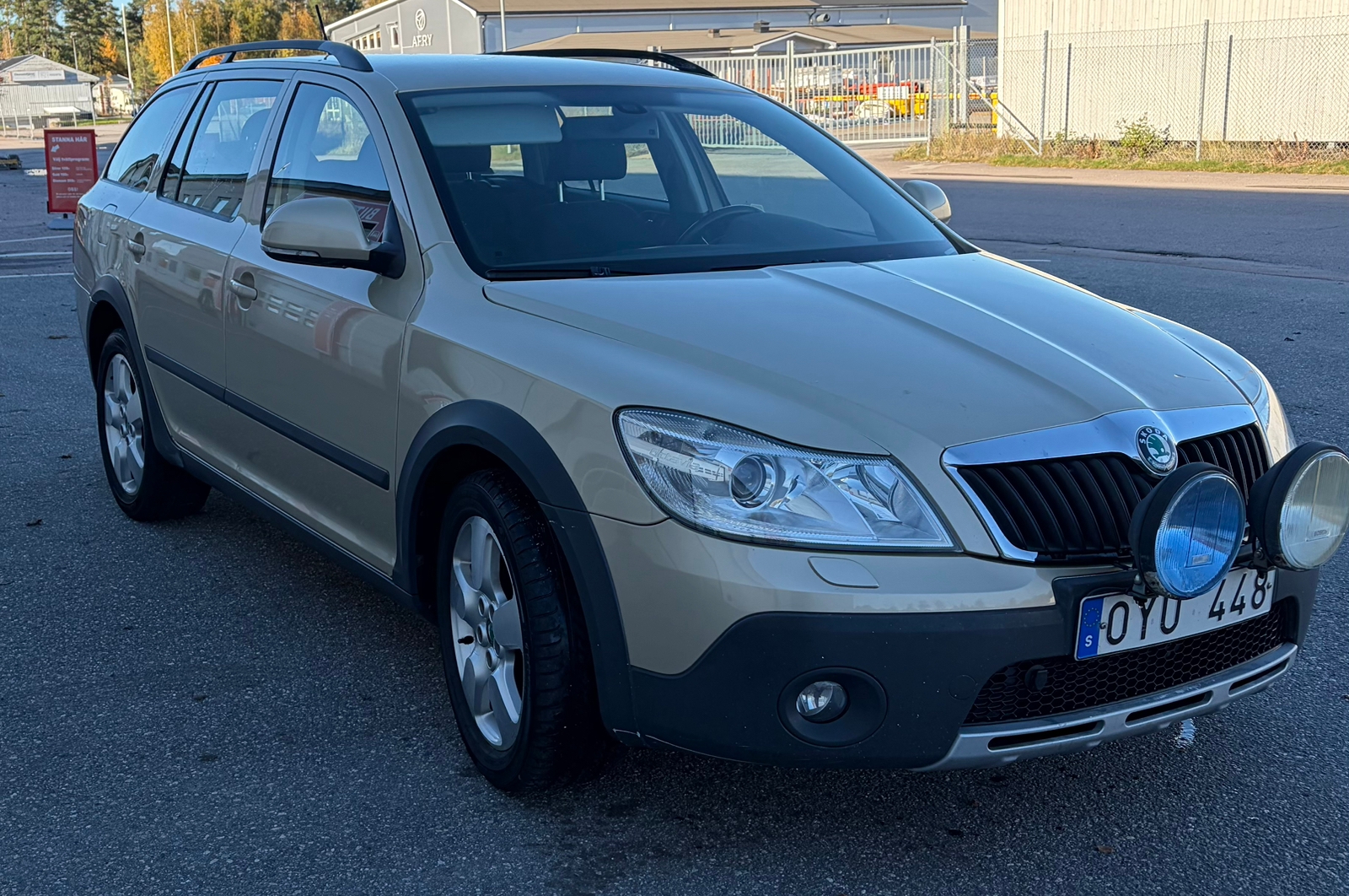 Skoda Octavia Scout 2.0 TDI 2012, bild 2/6