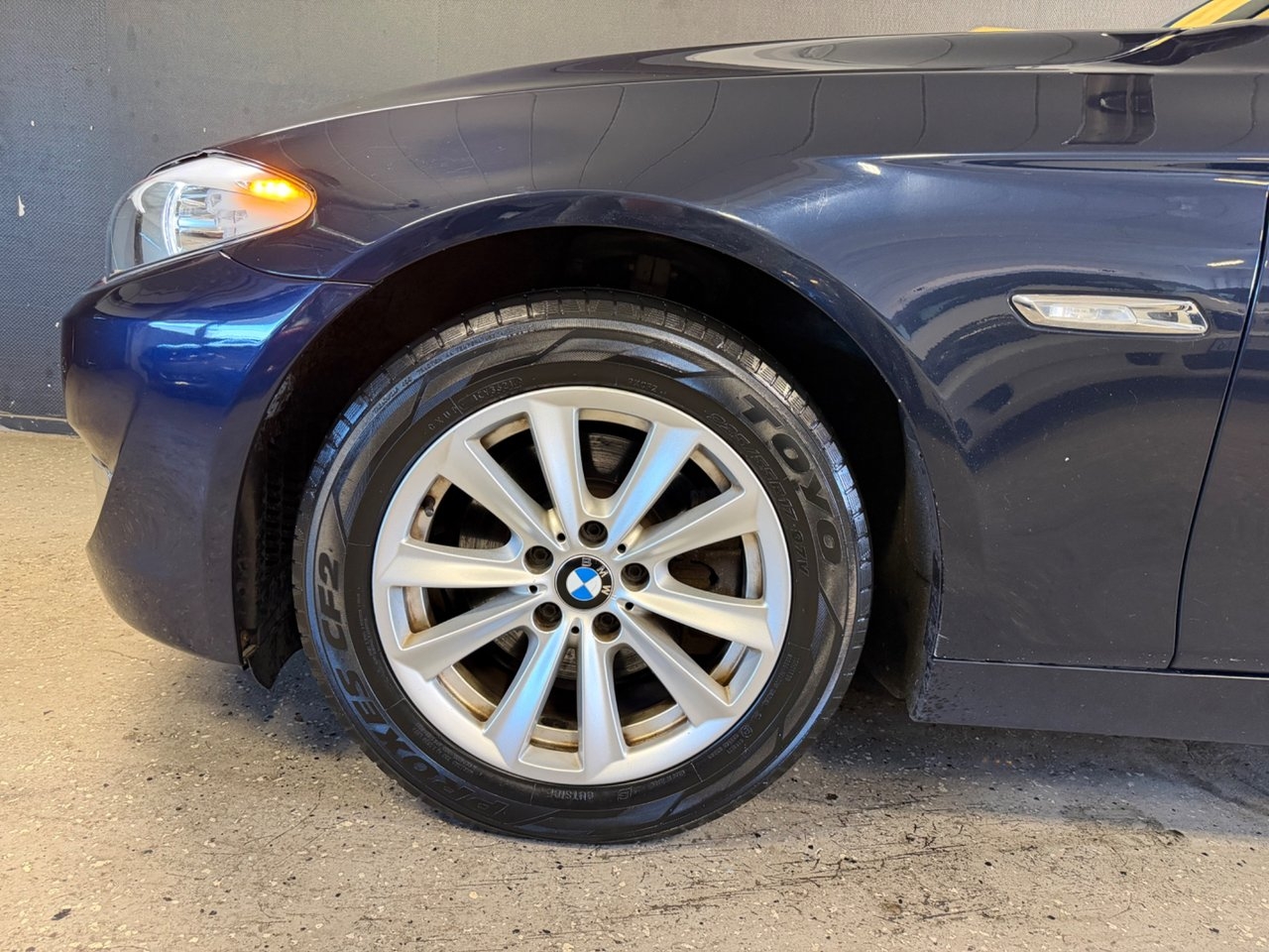 BMW 520d 2011, bild 6/10