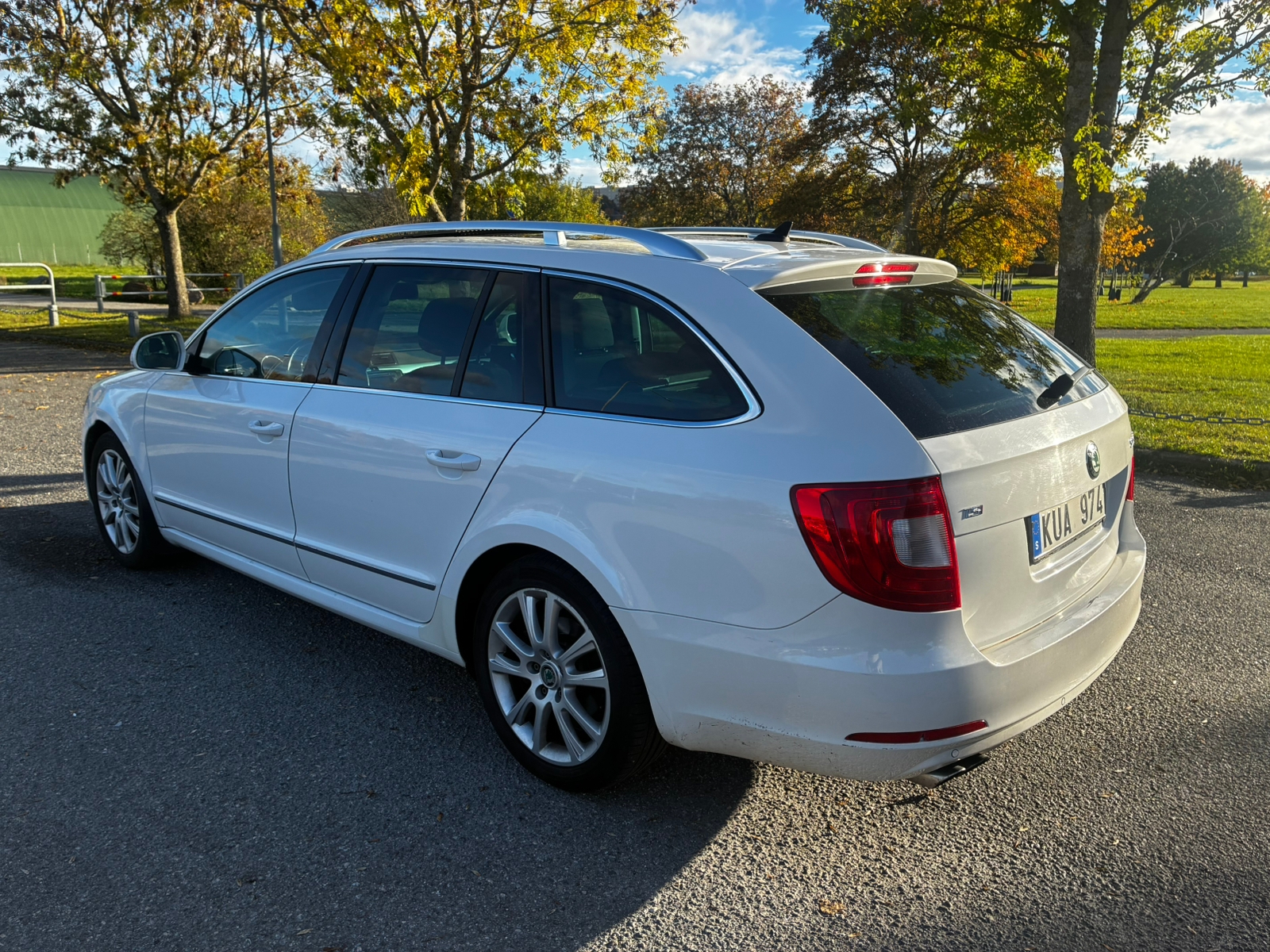 Skoda Superb 1.8 TSI 2011, kuva 4/10