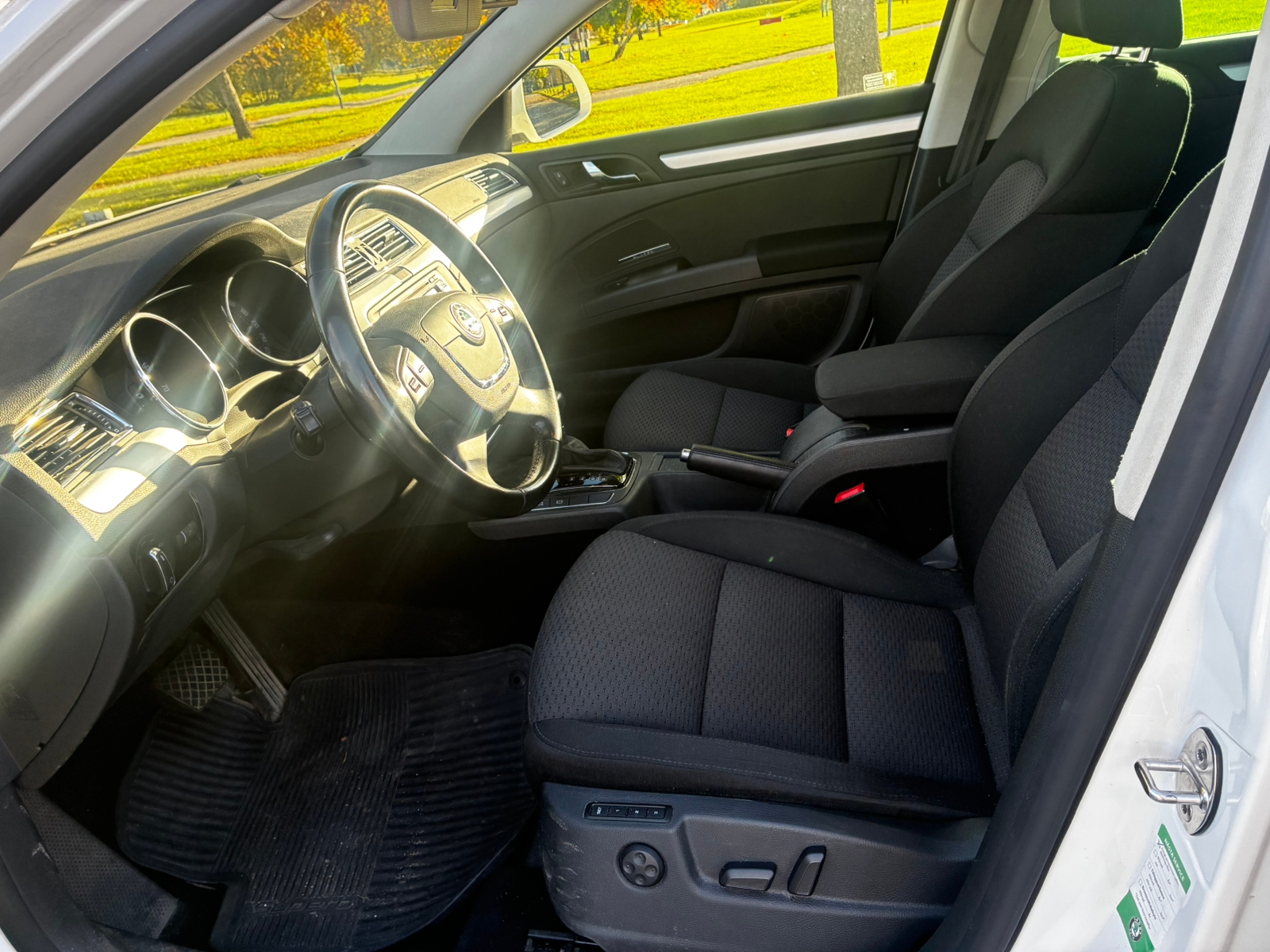 Skoda Superb 1.8 TSI 2011, kuva 5/10