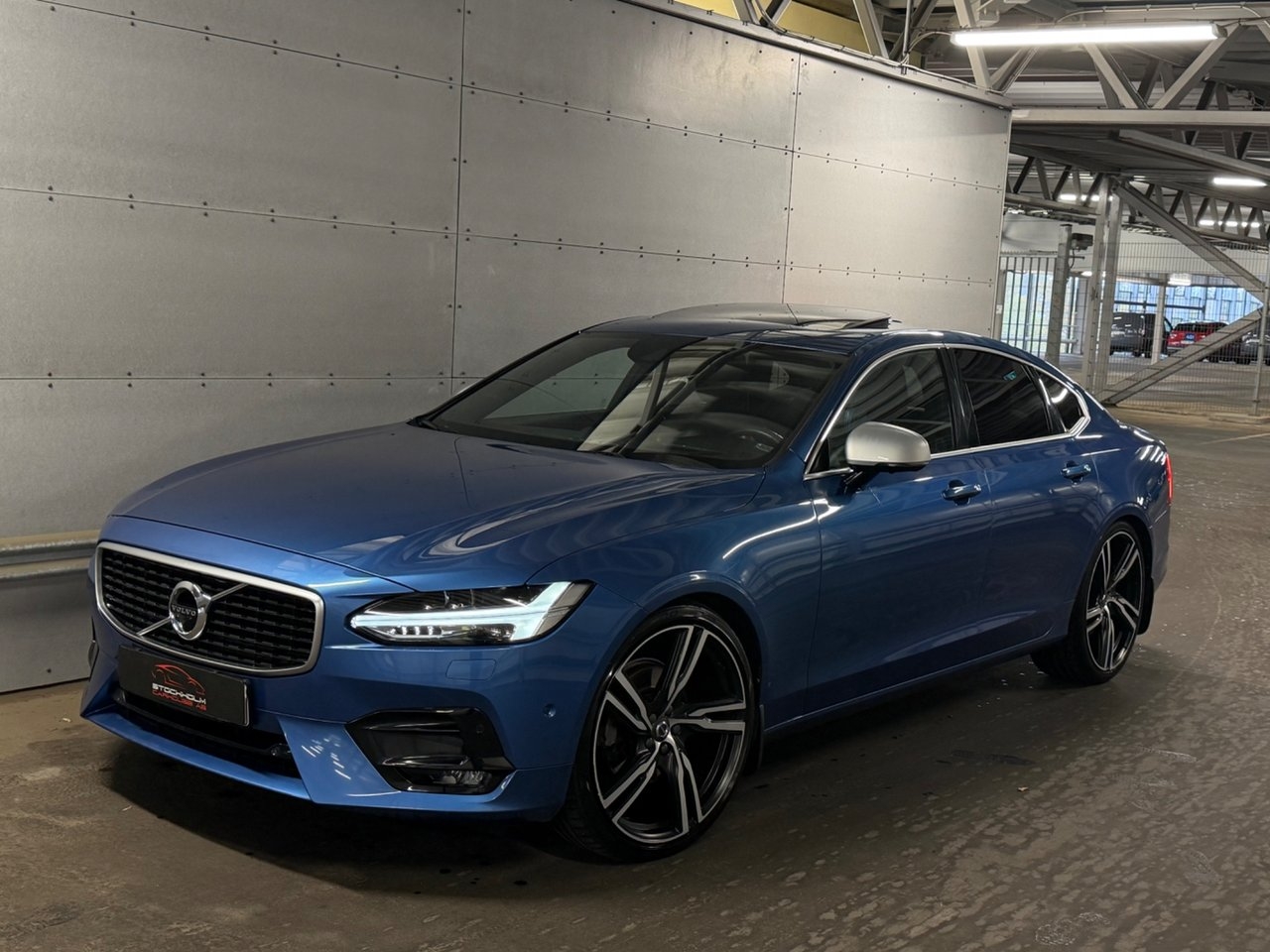 Volvo S90 D5