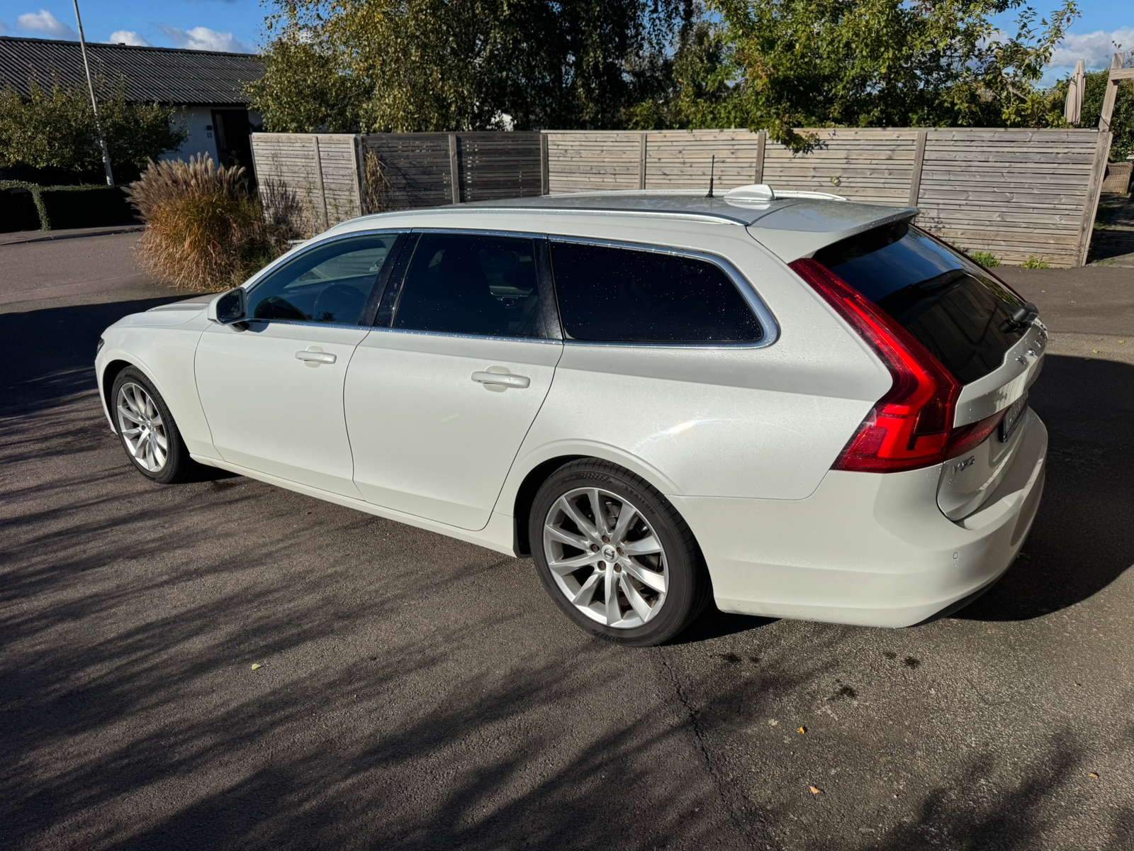 Volvo V90 D3 2018, kuva 3/10