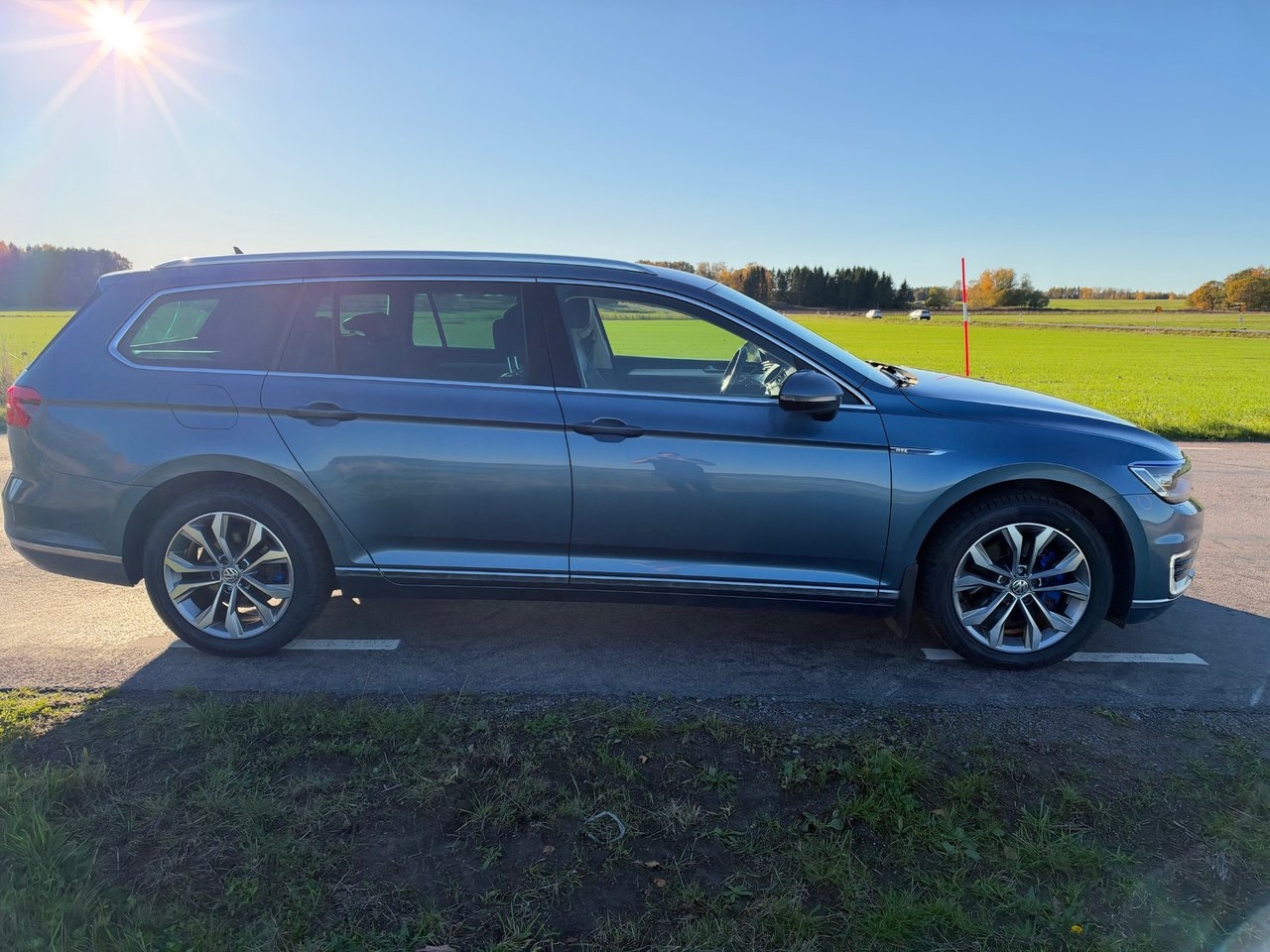 Volkswagen Passat GTE 2017, bild 2/7