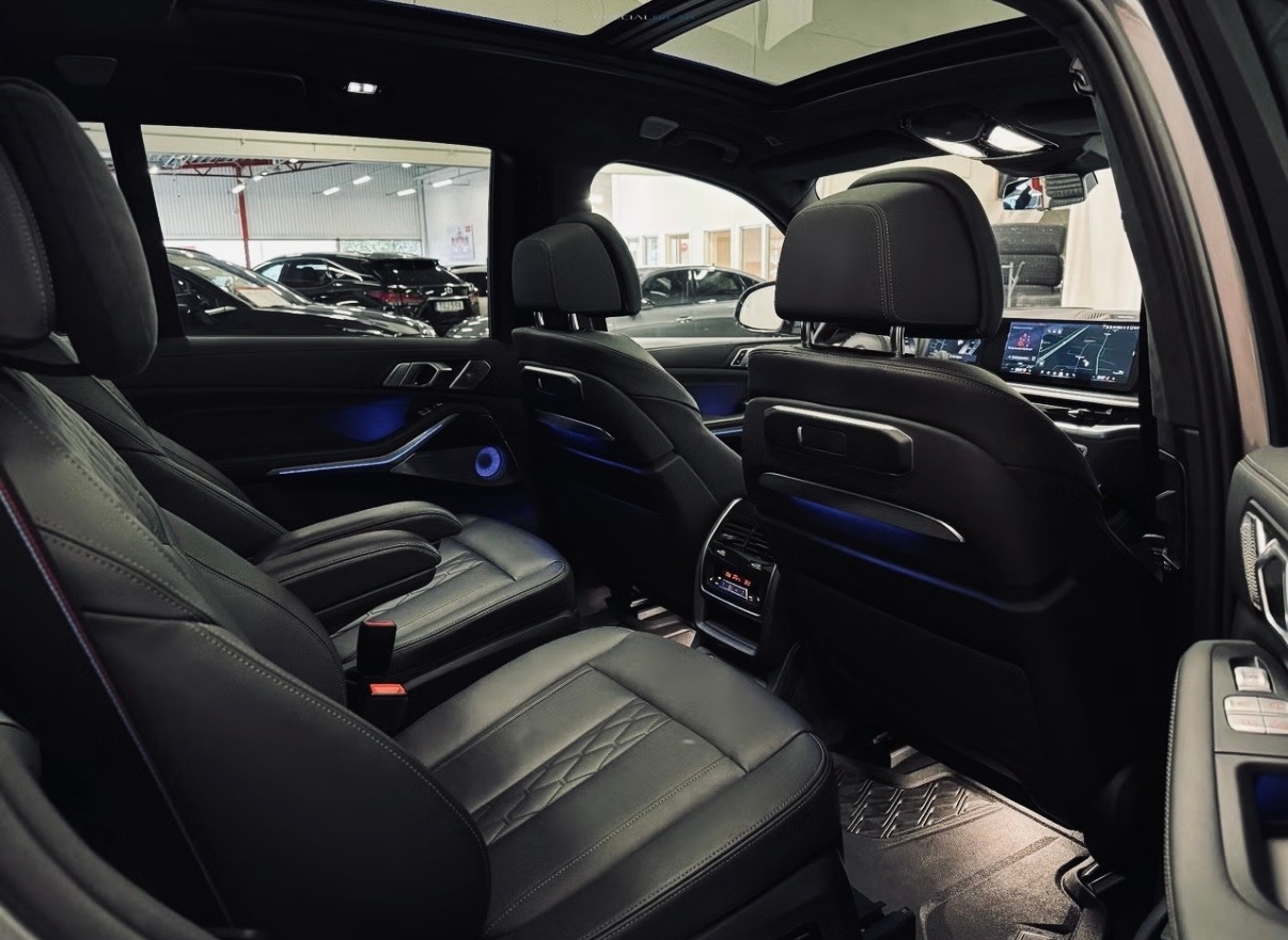 BMW X7 M60i 2024, bild 7/8