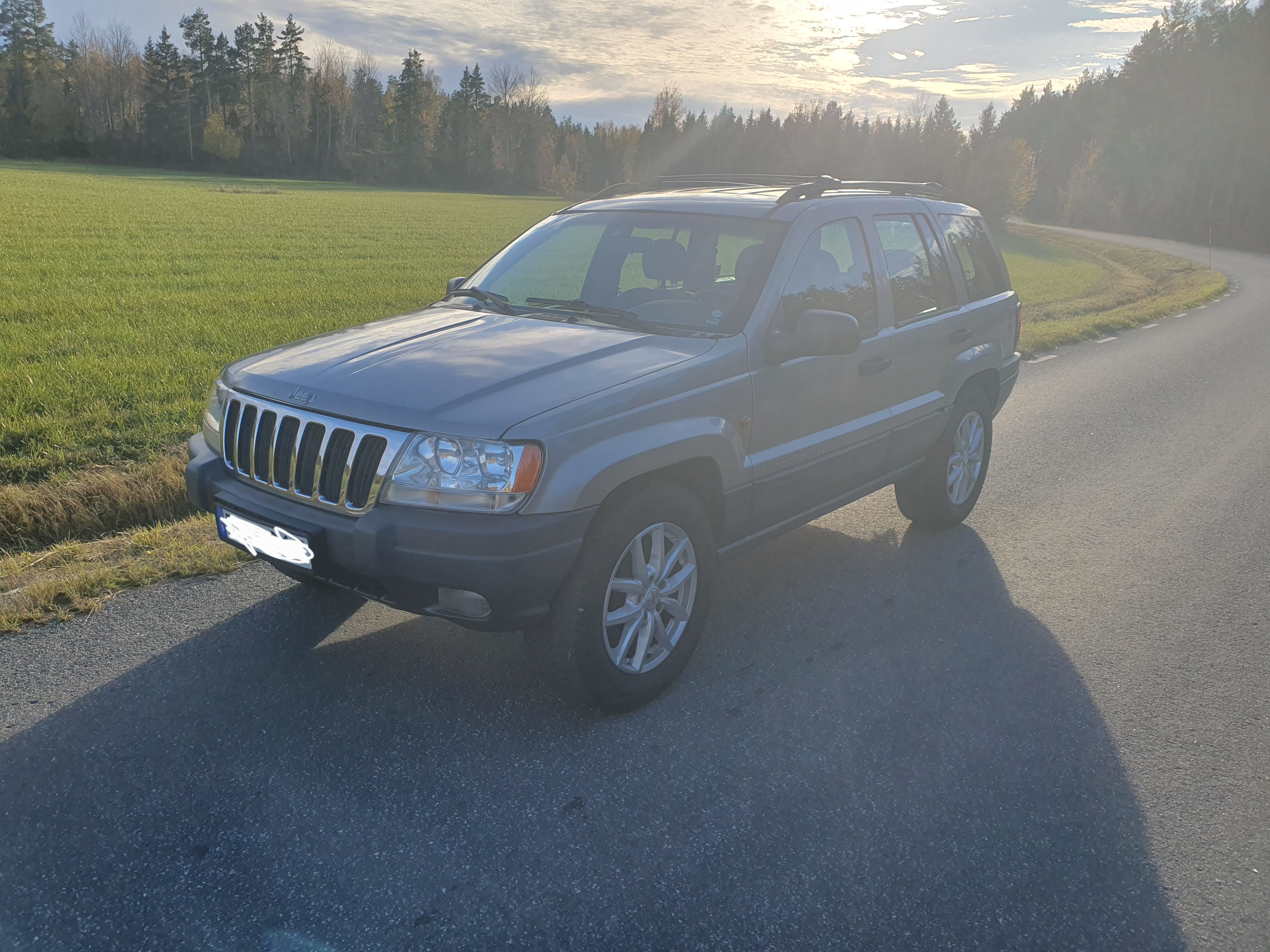 Jeep Grand Cherokee 2000, bild 2/4