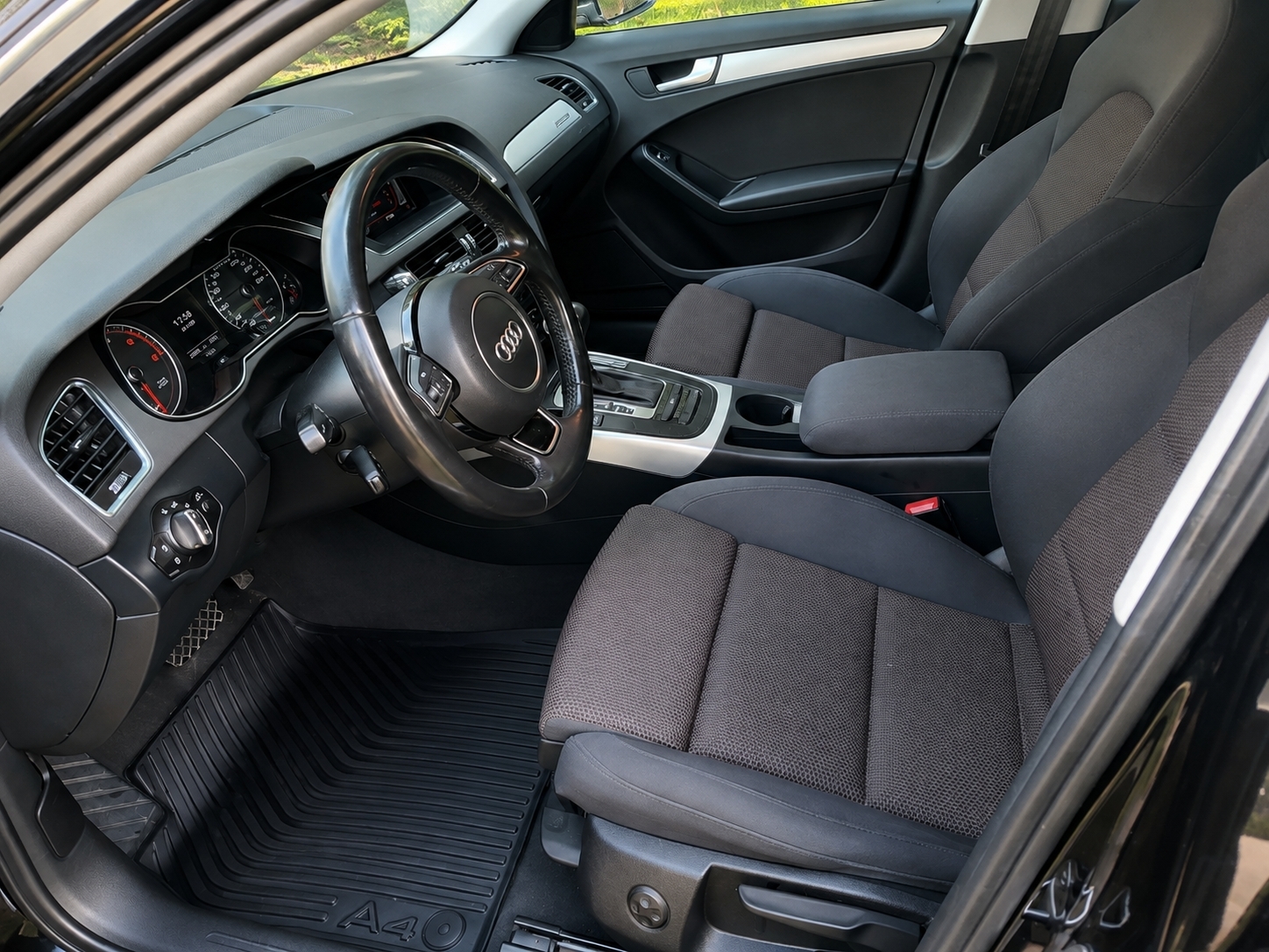 Audi A4 2.0 TDI 2014, bild 7/7