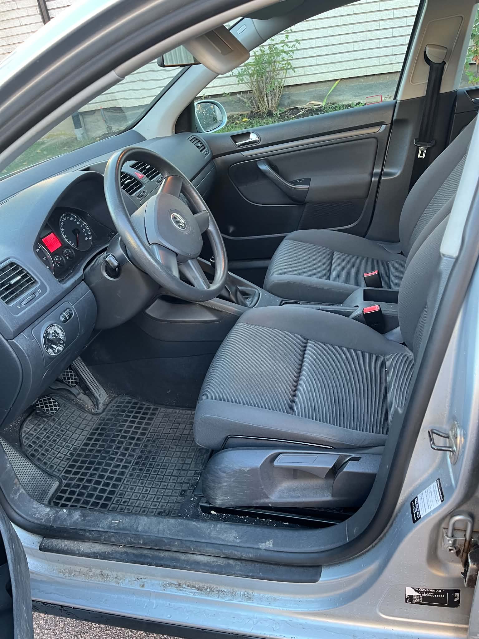 Volkswagen Golf 1.6 2005, bild 3/5