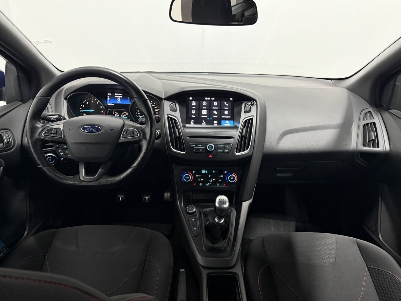 Ford Focus 1.0 EcoBoost ST-Line 2017, bild 7/10