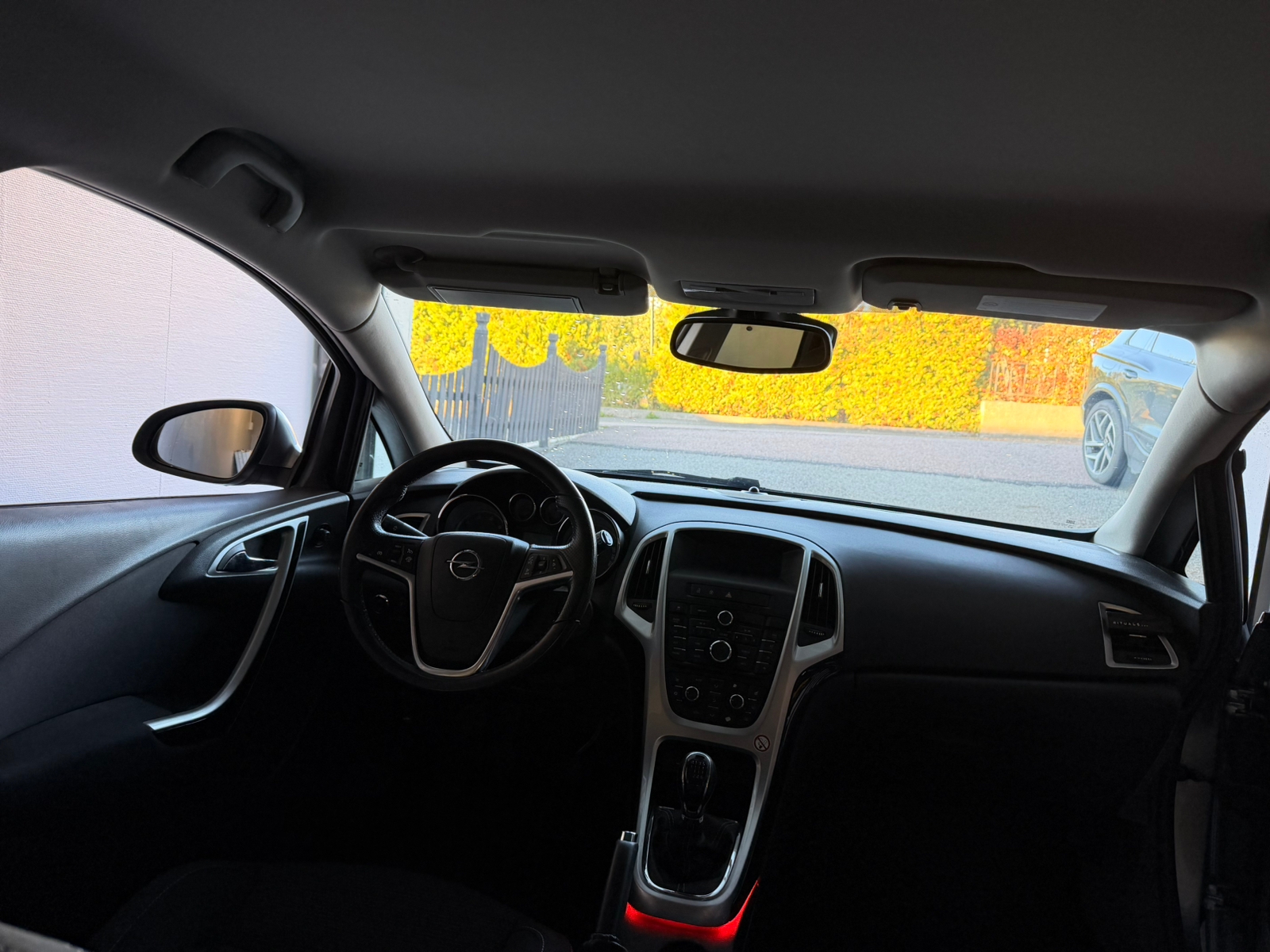 Opel Astra 1.7 CDTI 2013, bild 7/8
