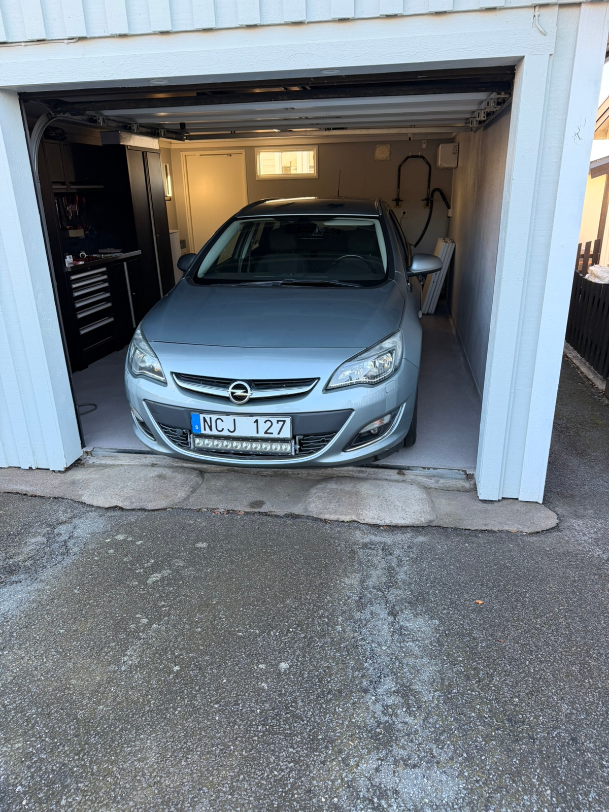 Opel Astra 1.7 CDTI 2013, bild 2/8