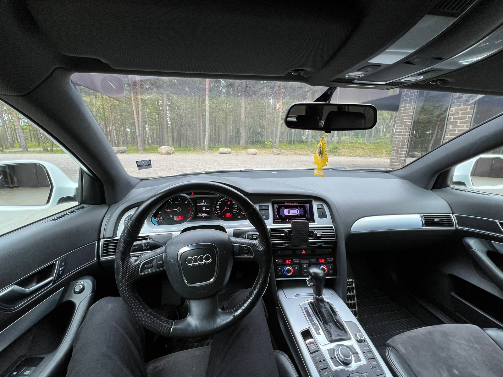 Audi A6 2.0 TDI 2011, bild 9/10