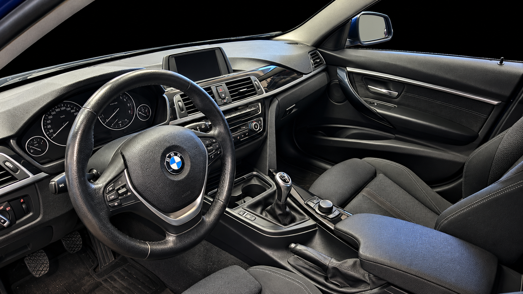 BMW 318d 2016, bild 7/9